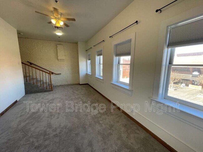 Building Photo - 122 I St