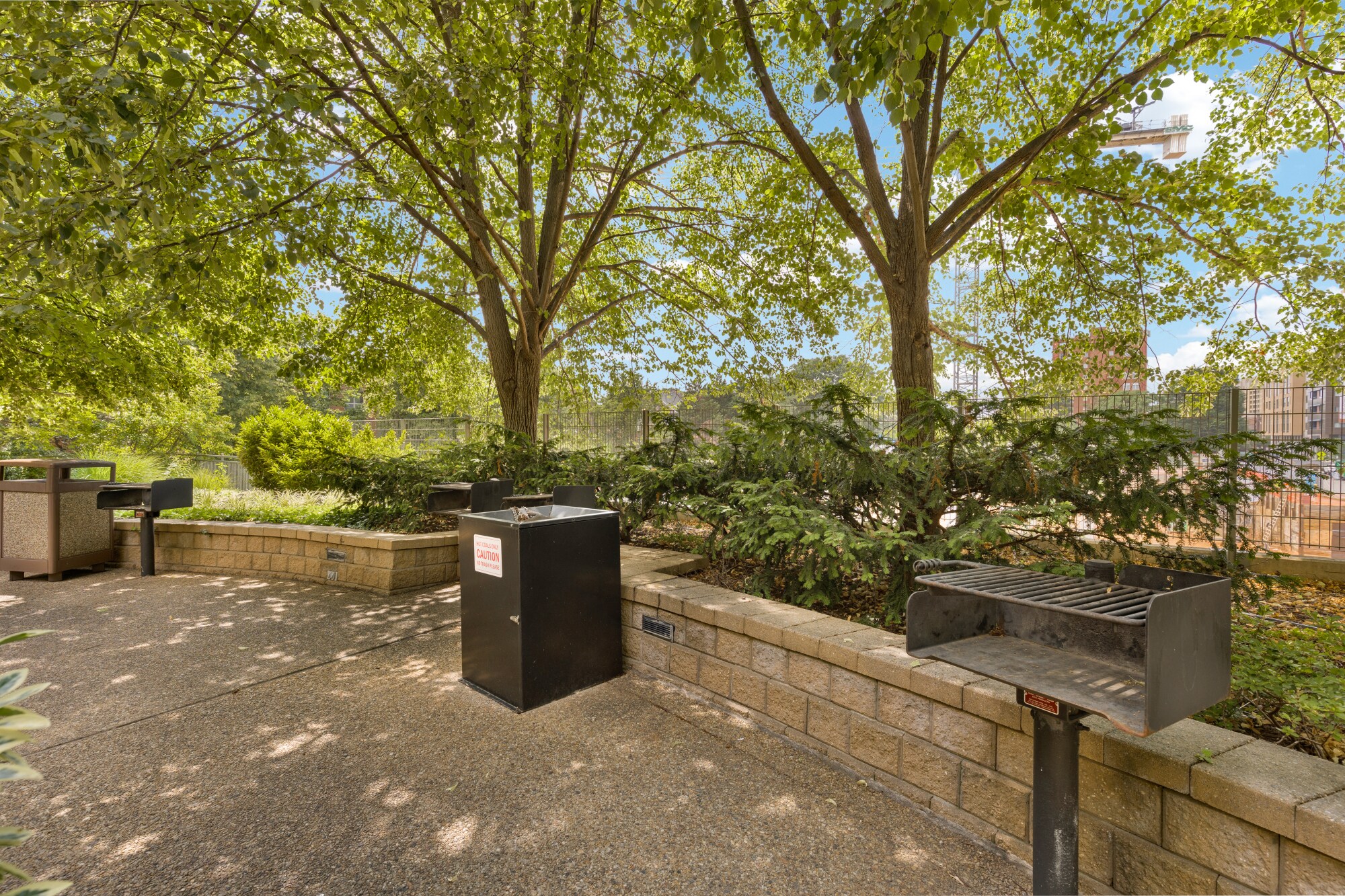 Park Grills - 4141 N Henderson Rd