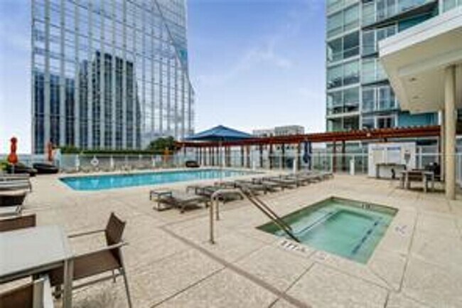 Building Photo - Furnished Luxury Buckhead Condo - Walk to EVERYTHING