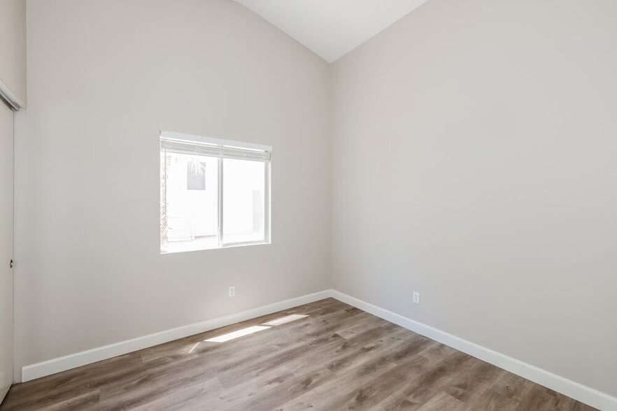 Building Photo - 3639 Covewick Dr