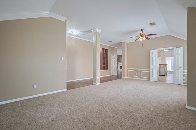 Building Photo - 4222 Merriweather St