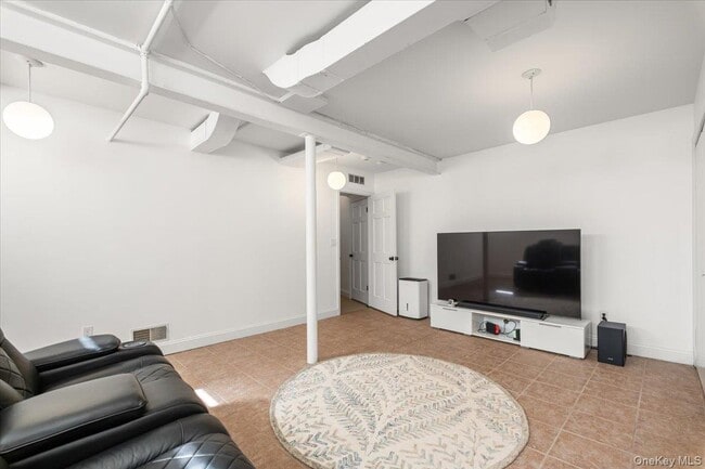 Building Photo - 6A Dickel Rd