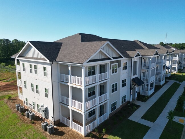 Building Photo - Classic City Flats | Luxury Apartments