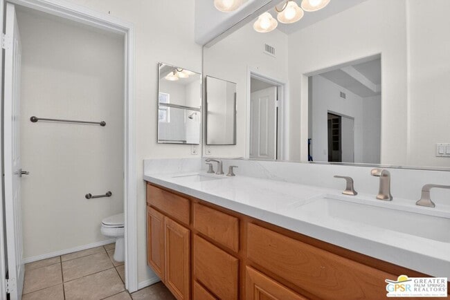 Building Photo - 2930 Hogan Pl