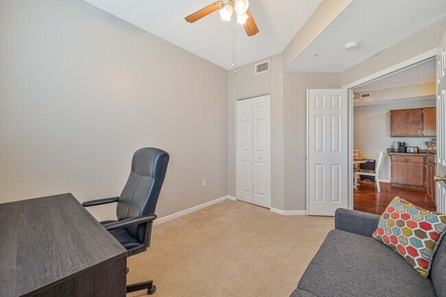 Building Photo - ** Tuscany Gardens ~ Fully Furnished 2 BED Condo in Fort Myers **