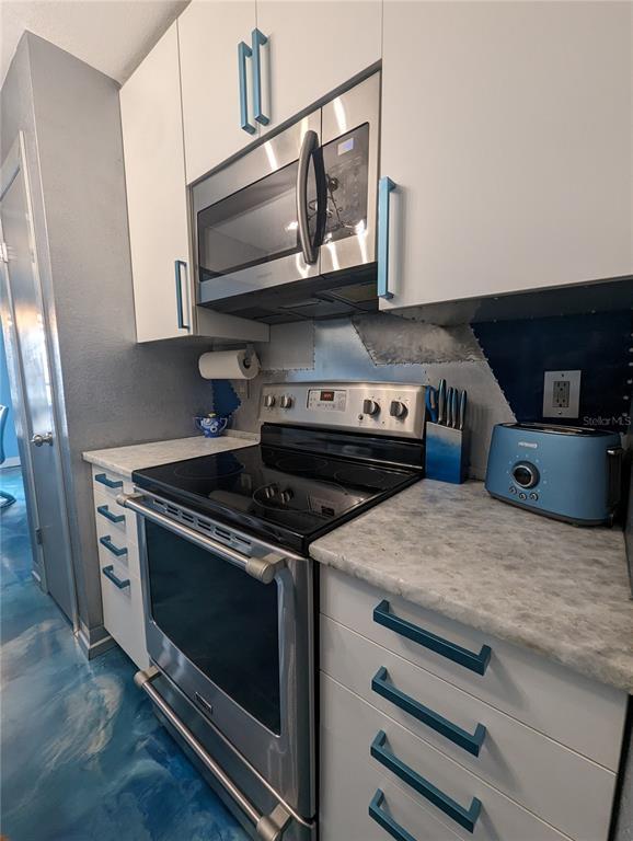 Building Photo - 5011 Starfish Dr SE