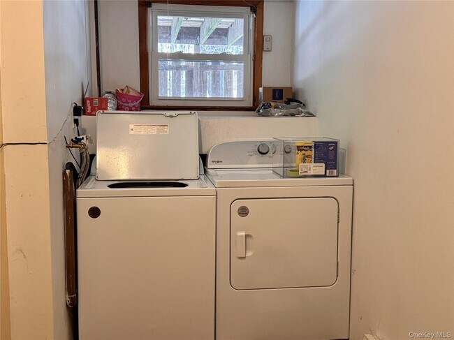 Building Photo - 3160 US-44