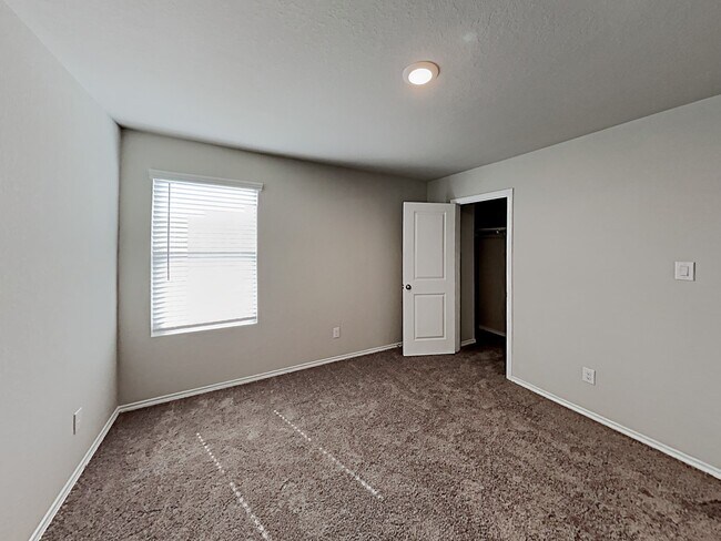 Building Photo - 8814 Braun Mesa
