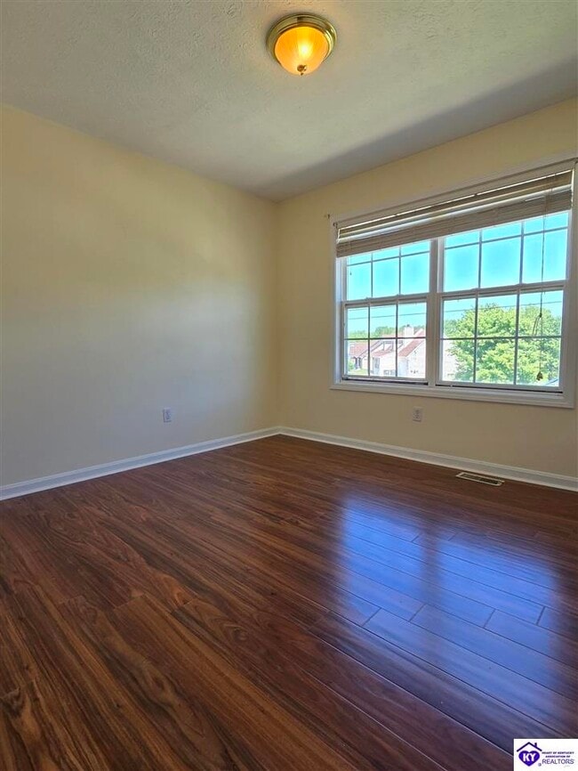 Building Photo - 140 Byerly Blvd