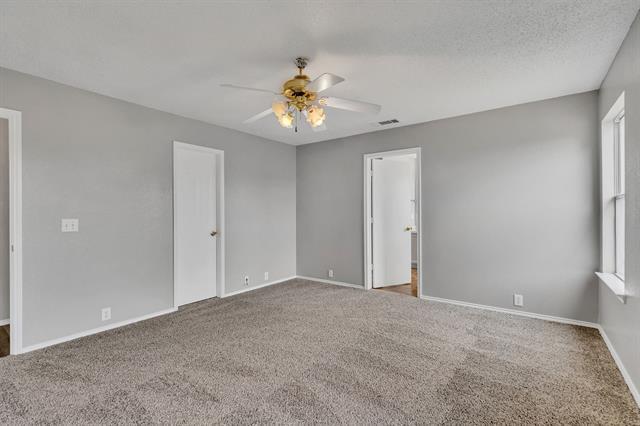 Building Photo - 2305 Tisbury Way