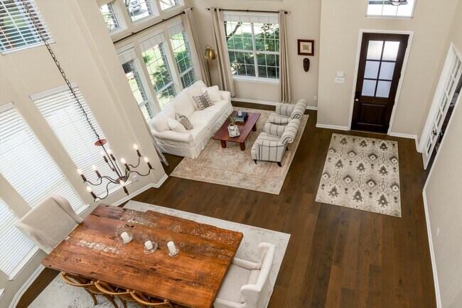 Building Photo - 5055 Navajo Dr