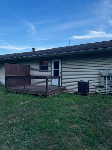 Back Deck - 5459 Hebbardsville Rd