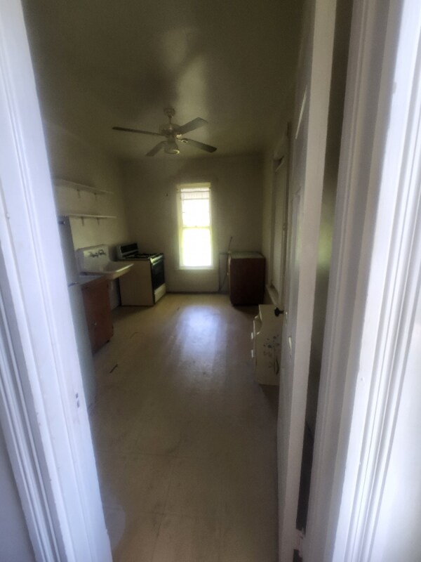 Building Photo - 816 W William St