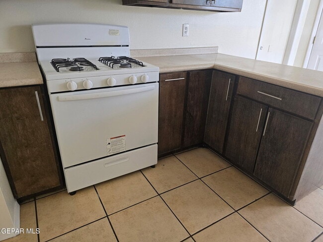 Building Photo - 2807 Beachcomber Dr