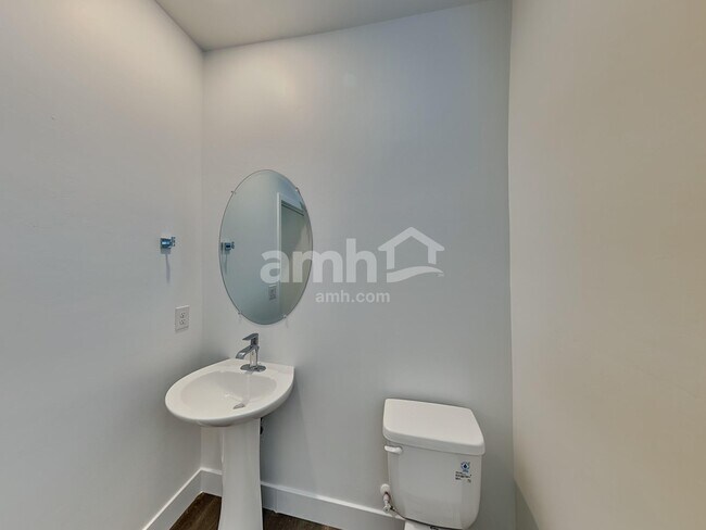 Building Photo - 6461 E Paseo Baranda