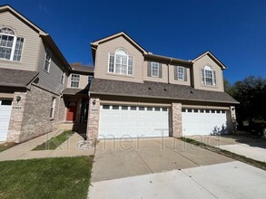 Building Photo - 41472 Glade Rd