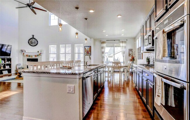 Building Photo - 20057 W 95th Ave