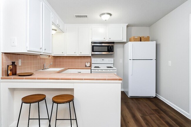 Building Photo - 503 Carrell St