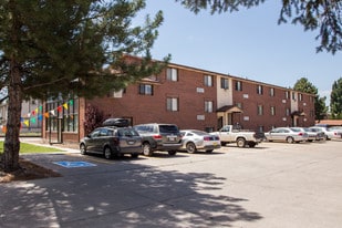 Building Photo - Twin Creek Apartments