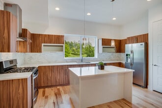 Building Photo - 2228 W Powers Ave