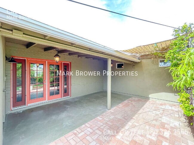 Building Photo - 219 E Pierce St