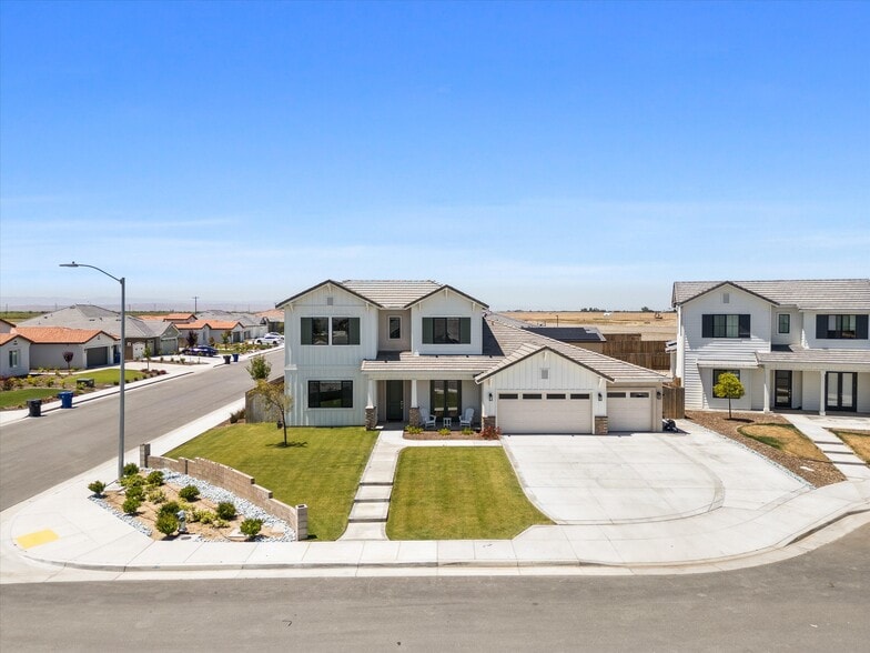 Building Photo - 815 Gilsum Ct