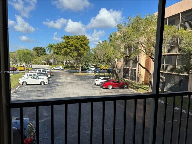 Building Photo - 8730 SW 133rd Avenue Rd