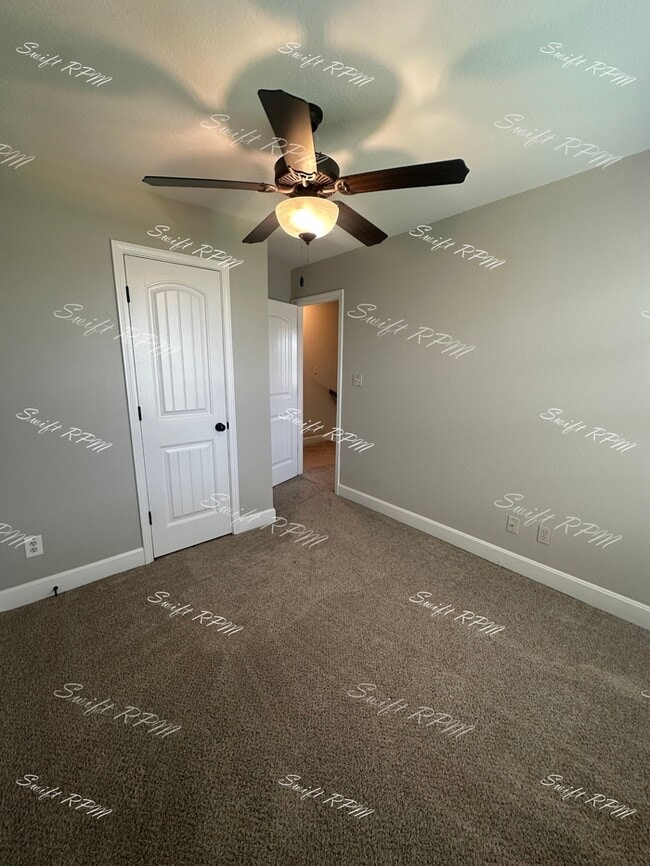 Building Photo - 21615 Westover Ct