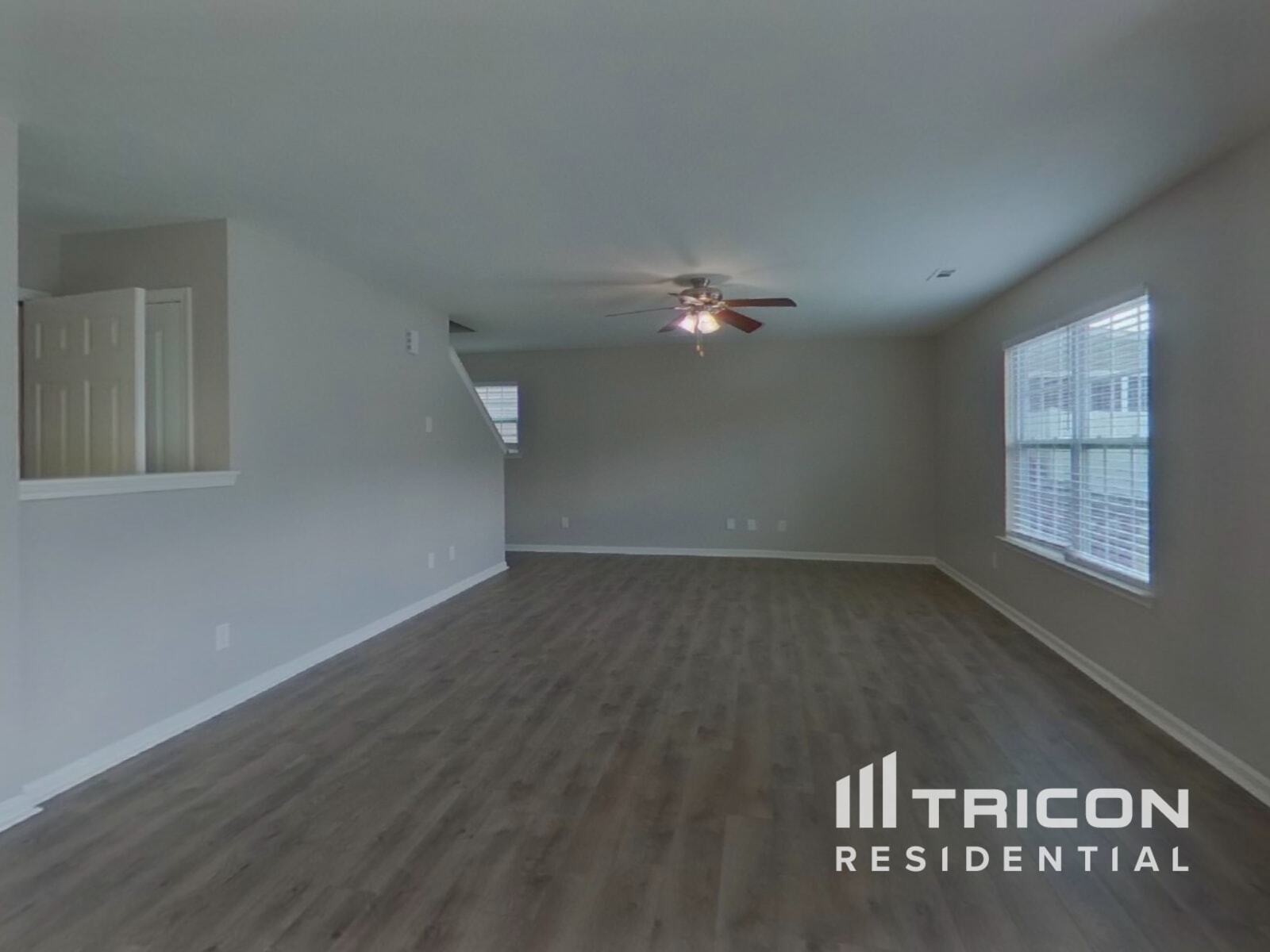 Building Photo - 7027 Palatine Ln