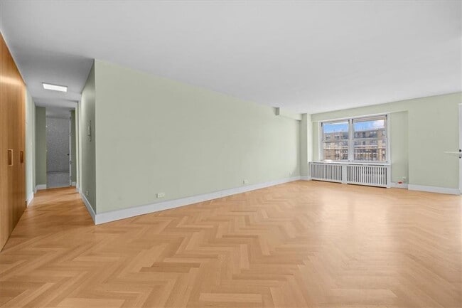 Building Photo - 501 Surf Ave
