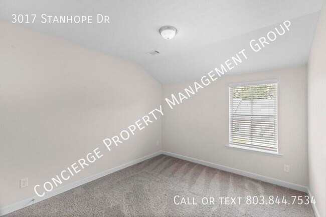 Building Photo - 3017 Stanhope Dr