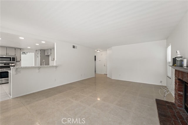 Building Photo - 10088 Sand Crest