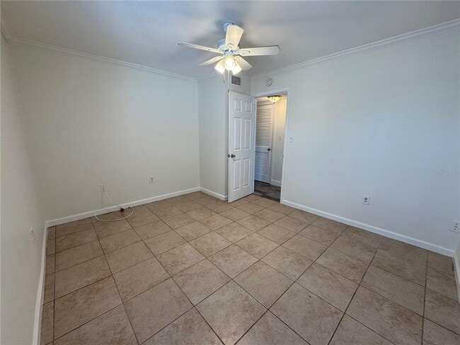 Building Photo - 5306 W Kennedy Blvd