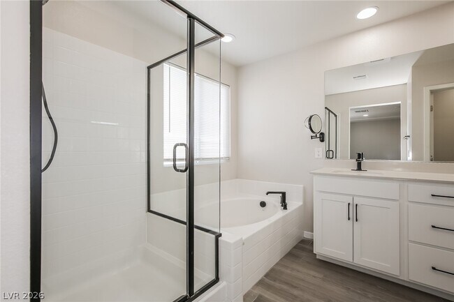 Building Photo - 2936 Sunday Silence Rd