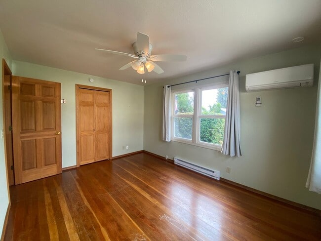 Building Photo - 3-Bedroom Home - Receive $300 off your fir...
