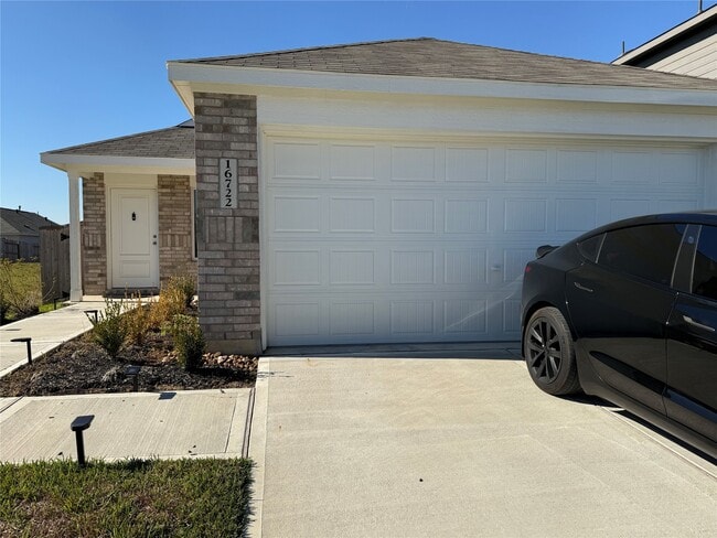 Building Photo - 16722 Largetooth Aspen Ln