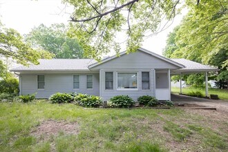 Building Photo - 26 Steven Rd