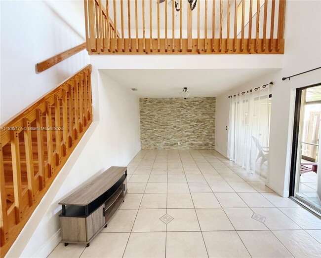 Building Photo - 6024 NW 172nd Terrace