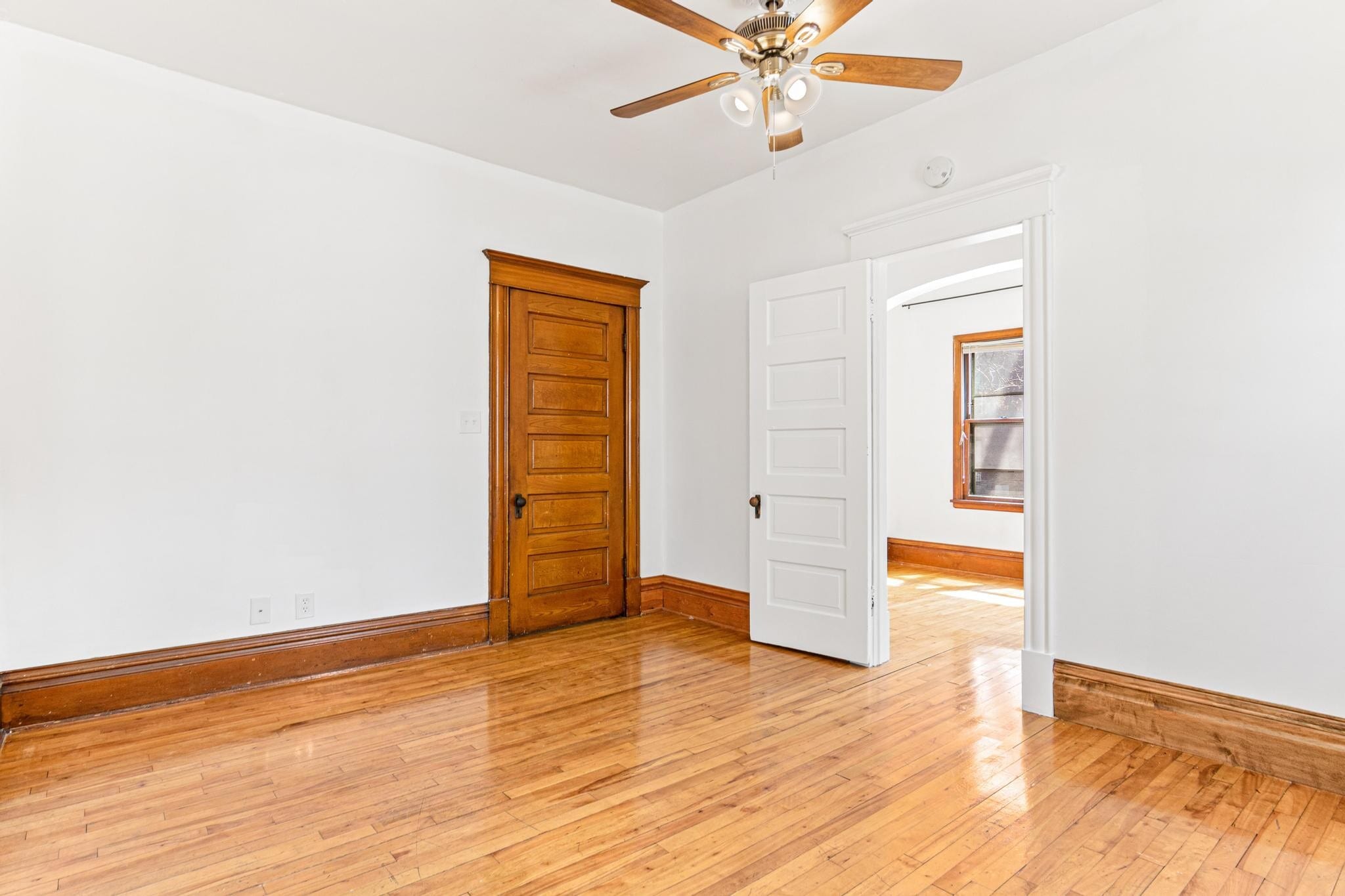 Livingroom - 47 Lowry Ave NE