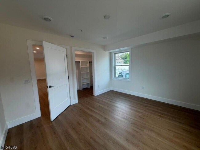 Building Photo - 312 Hackensack St