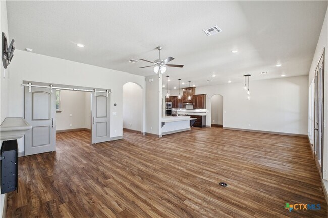 Building Photo - 2228 Deer Run Ridge