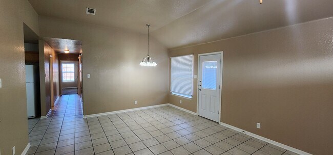 Building Photo - 3 Bedroom / 2 Bath Duplex – Clear Creek Area – Killeen, TX