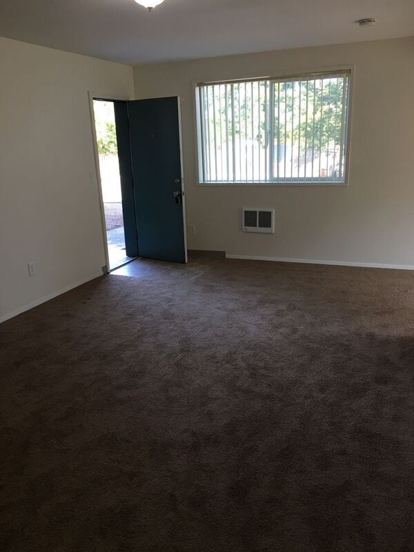 Building Photo - 17838 NE Multnomah Dr