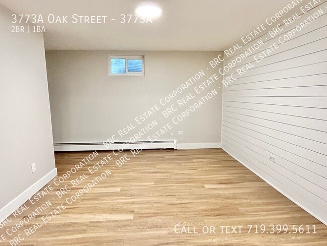Building Photo - 3773A Oak Street-3773A