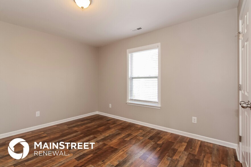 Building Photo - 118 W Cavendish Dr