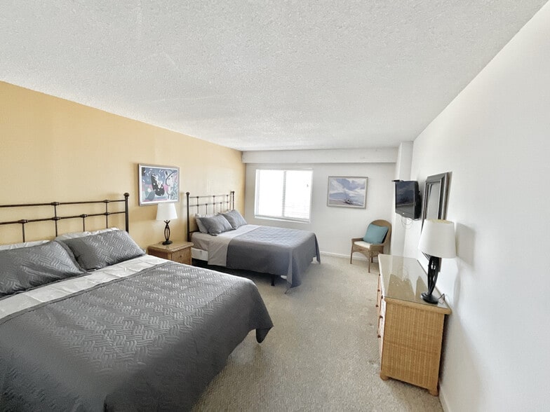 Building Photo - 303 Atlantic Ave