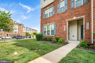 Building Photo - 6500 Walcott Ln