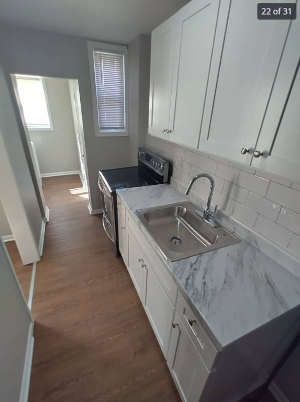 Building Photo - 342X Ravenwood Ave