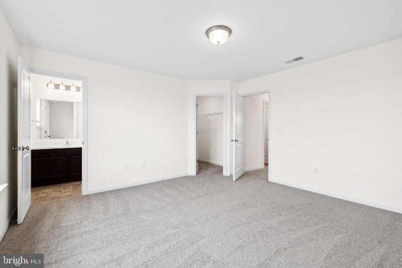 Building Photo - 2668 Brownstone Dr