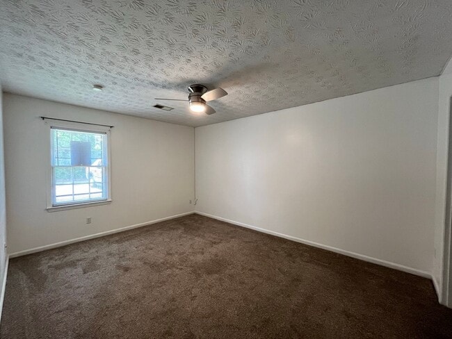 Building Photo - Location, Community, Quality Living. It St...